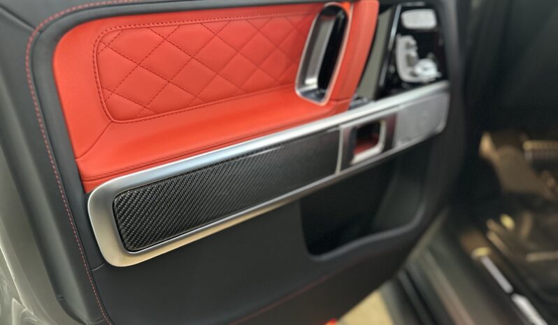 2026 MERCEDES BENZ G 63 AMG lleno