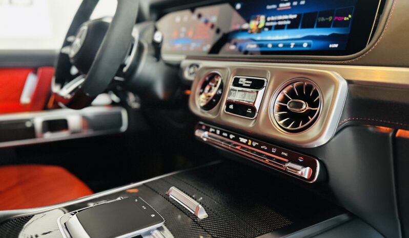 2026 MERCEDES BENZ G 63 AMG lleno