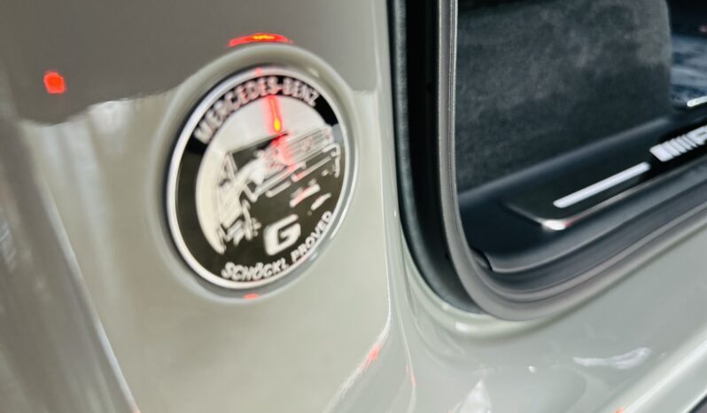 2026 MERCEDES BENZ G 63 AMG MANUFAKTUR lleno