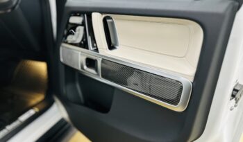 2025 MERCEDES BENZ G 550 AMG LINE lleno