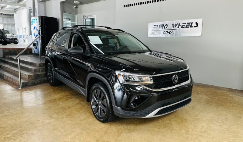 2023 VW Taos S lleno