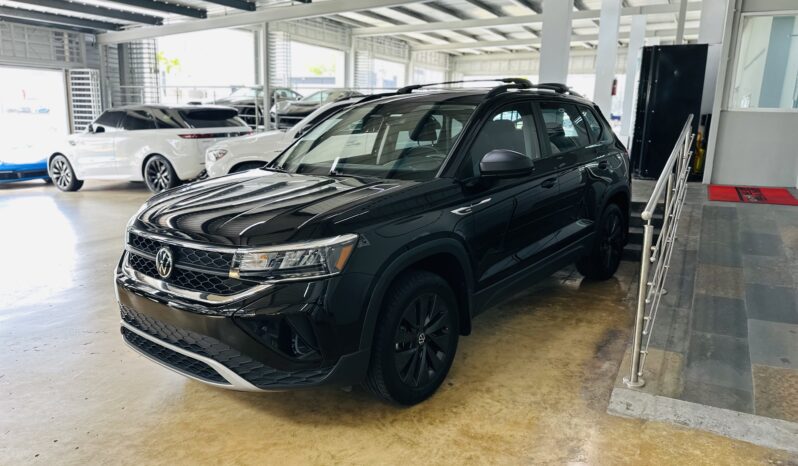 2023 VW Taos S lleno