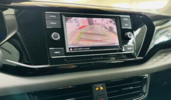 2023 VW Taos S lleno