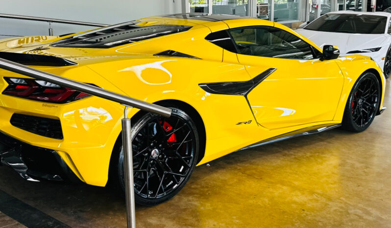 2026 CORVETTE ZR-1 COUPE lleno