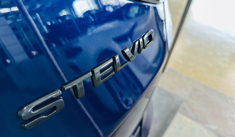 2020 Alfa Romeo Stelvio Ti Carbon lleno