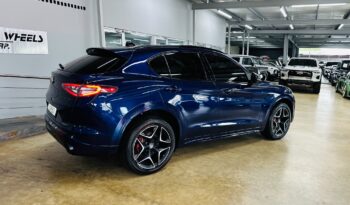 2020 Alfa Romeo Stelvio Ti Carbon lleno