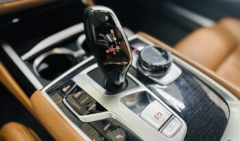 2018 BMW 740E CARBON CORE EDITION lleno