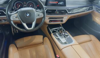 2018 BMW 740E CARBON CORE EDITION lleno