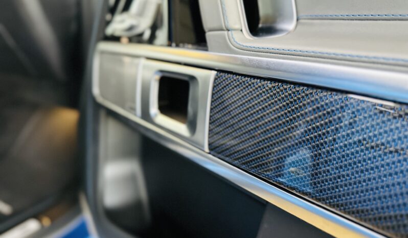 2025 Mercedes Benz G 580 lleno