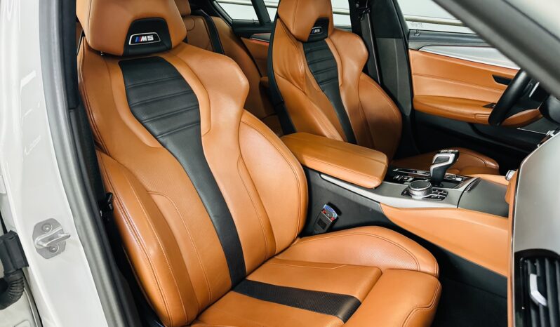 2021 BMW M5 COMPETITION lleno