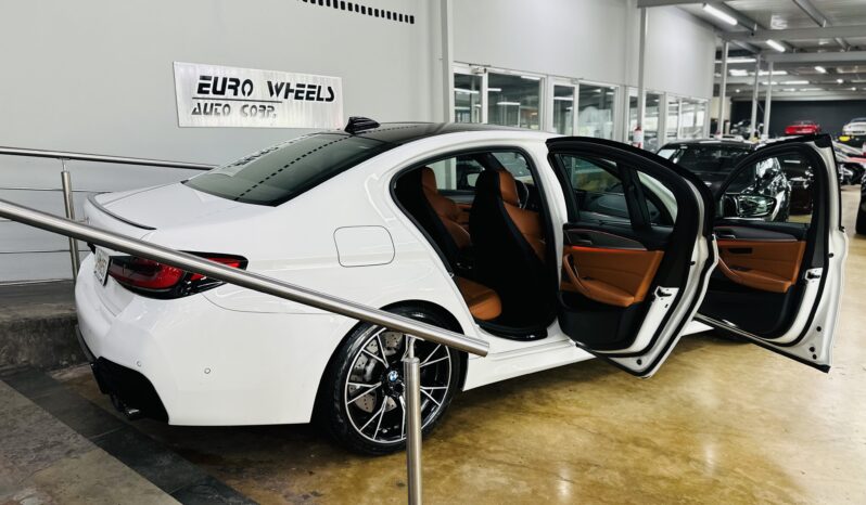 2021 BMW M5 COMPETITION lleno