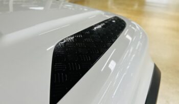2023 Land Rover Defender 110 lleno