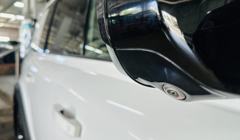 2023 Land Rover Defender 110 lleno