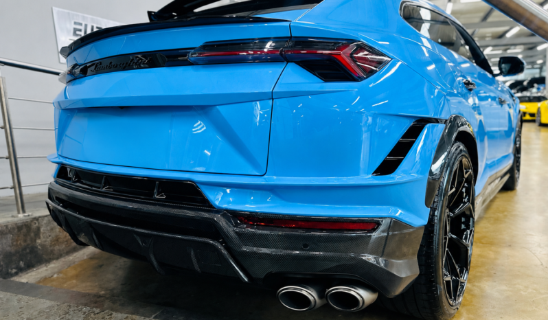 2023 Lamborghini URUS Performante lleno