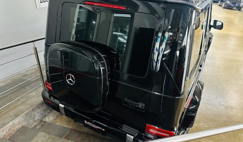 2027 MERCEDES BENZ G 580 lleno