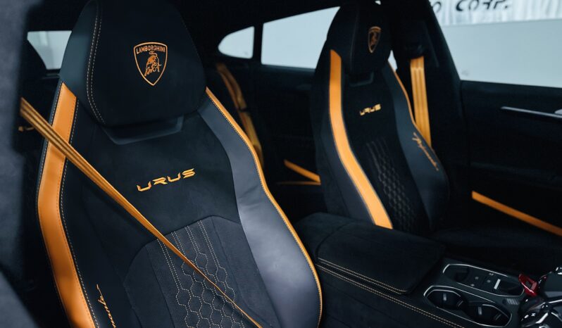 2023 Lamborghini URUS Performante lleno