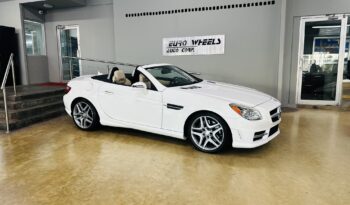 2016 Mercedes SLK 350 AMG Line lleno