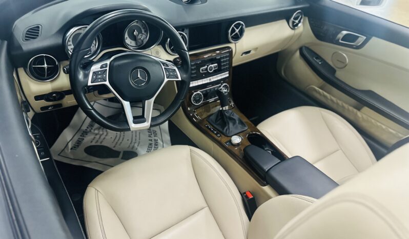 2016 Mercedes SLK 350 AMG Line lleno