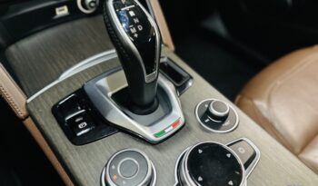 2021 Alfa Romeo Stelvio Q4 lleno